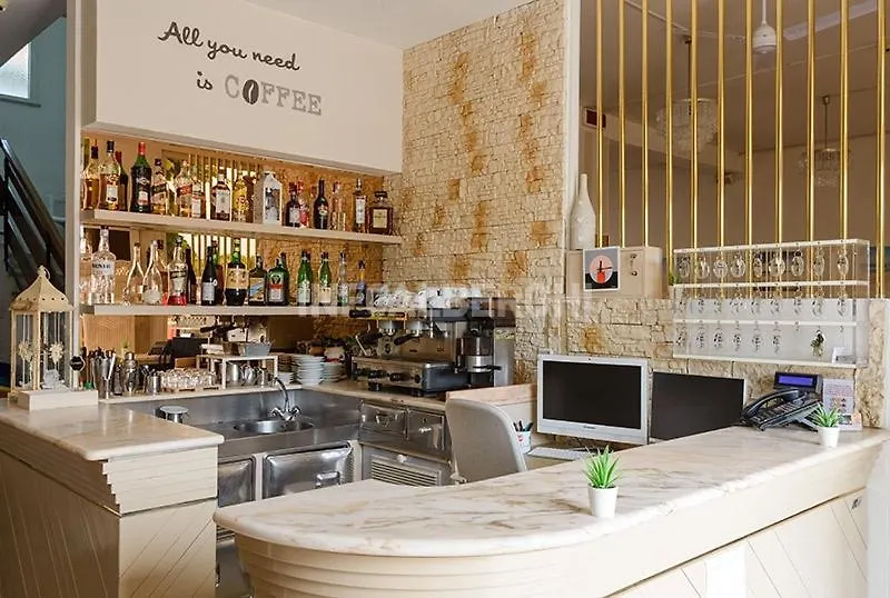 Hotel Arianna Rimini 2*,  Italia
