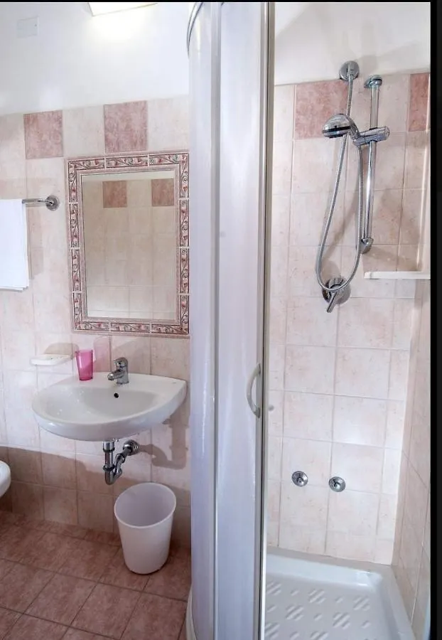 **  Hotel Arianna Rimini Italia